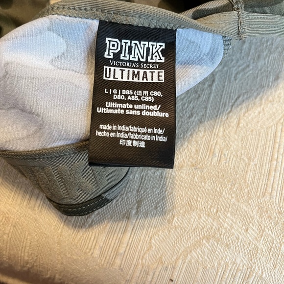 Top VS size Large, bottom size 2 Brand Ana - Picture 15 of 16